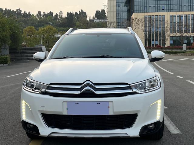 Citroën C3-XR 2015 модификация 1.6THP автоматическое Pioneer type – фото 2