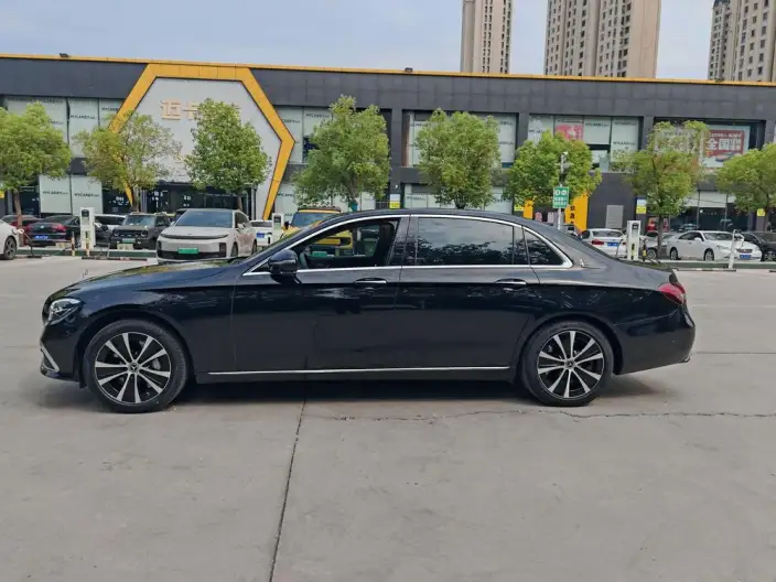 Mercedes-Benz E-Class PHEV 2022 Model Facelift E 350 e L sedan