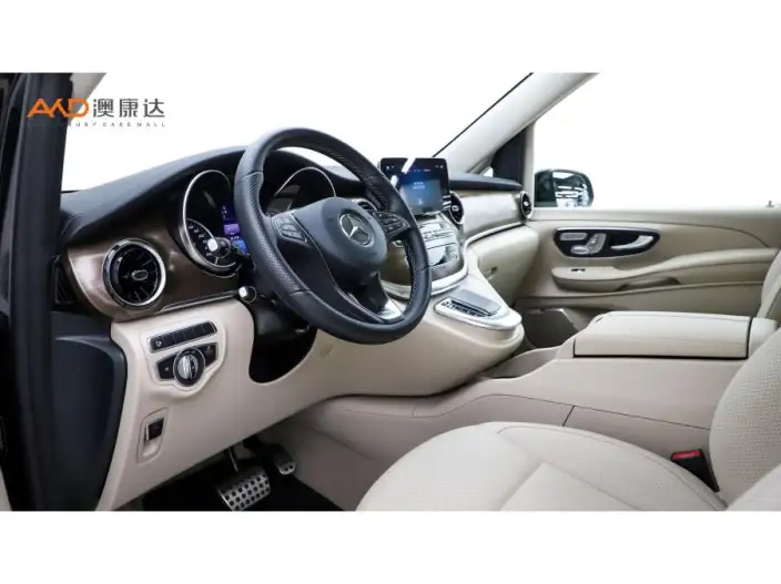 Mercedes-Benz V-Class 2020 Model 2.0T Automatic 4WD 7 seat Parallel Imported – фото 8