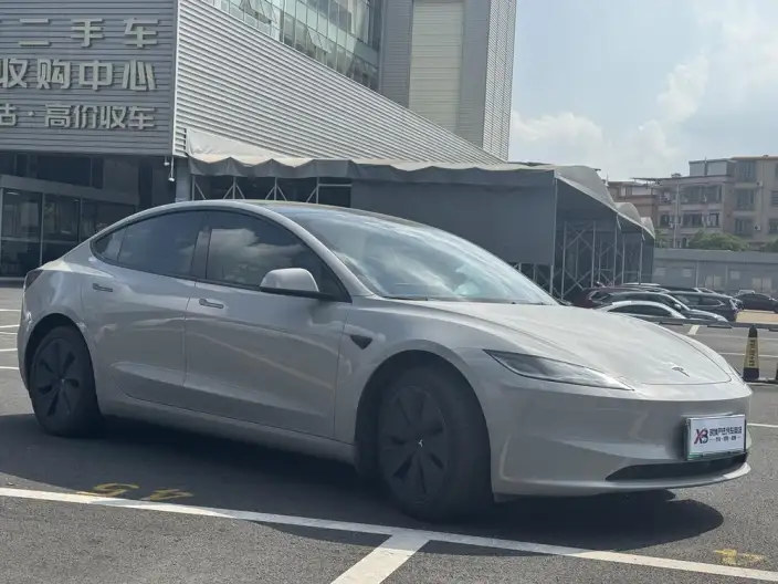 Model 3 2025 Model Facelift Rear-wheel drive version