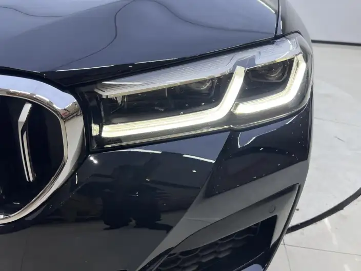 BMW 5 Series 2022 Model Facelift II 525Li M Sports Set – фото 9