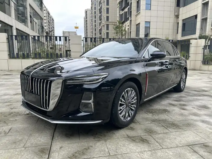 Hongqi H5 2024 Model 2.0T Automatic Smart Flag Enjoy Edition