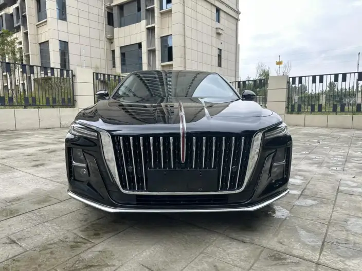 Hongqi H5 2024 Model 2.0T Automatic Smart Flag Enjoy Edition