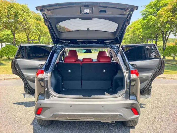 Toyota Corolla Cross 2023 Model 2.0L Intelligent Hybrid Pioneer Edition – фото 7