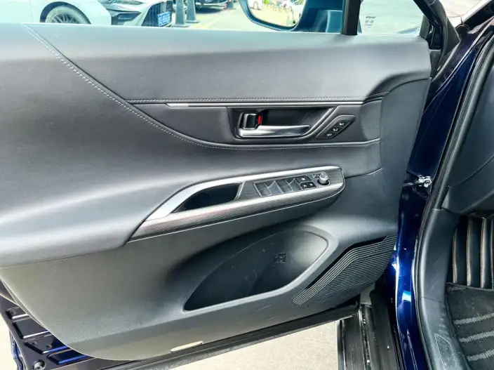 Toyota Harrier 2022 Model 2.0L CVT 2WD Exclusive Edition – фото 6