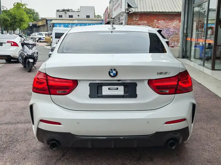 BMW 1 Series 2021 Model 125i M Sports Night Edition – фото 5
