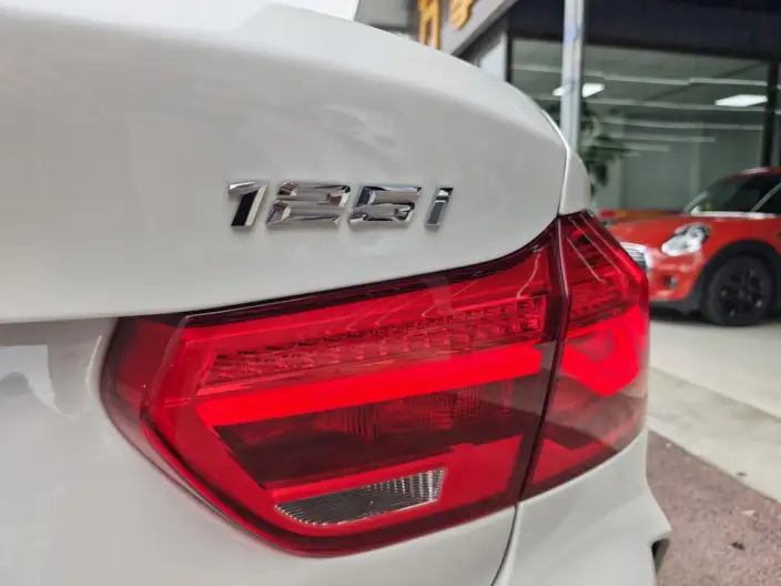 BMW 1 Series 2021 Model 125i M Sports Night Edition – фото 7