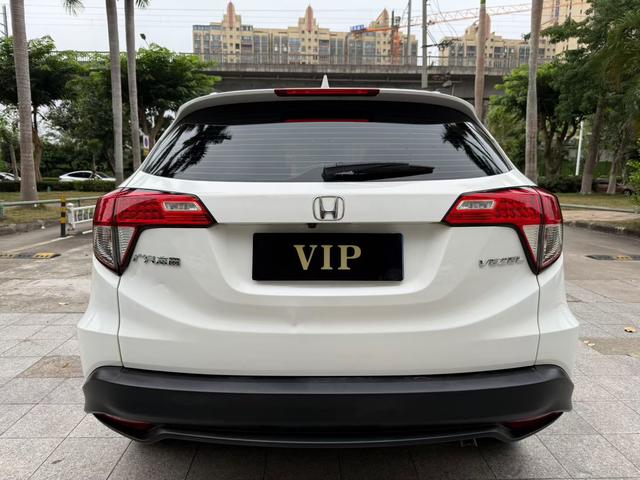 Honda Vezel Модель 2019 года 220 TURBO CVT Deluxe Edition Country VI – фото 8