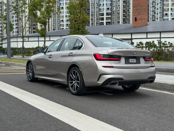 BMW 3 Series 2022 Model 320Li M Sports Set – фото 4
