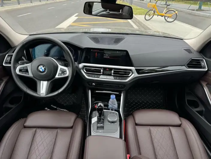 BMW 3 Series 2022 Model 320Li M Sports Set – фото 9