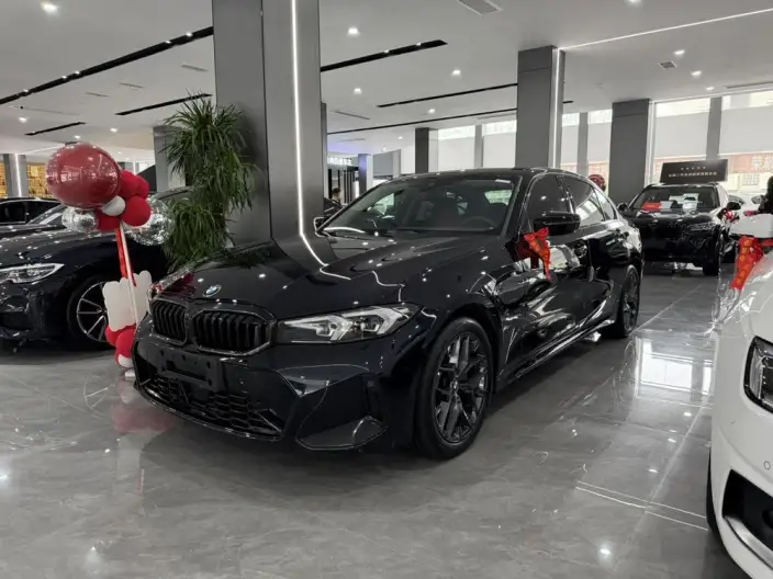 BMW 3 Series 2025 Model 330Li M Sports Night Set – фото 1