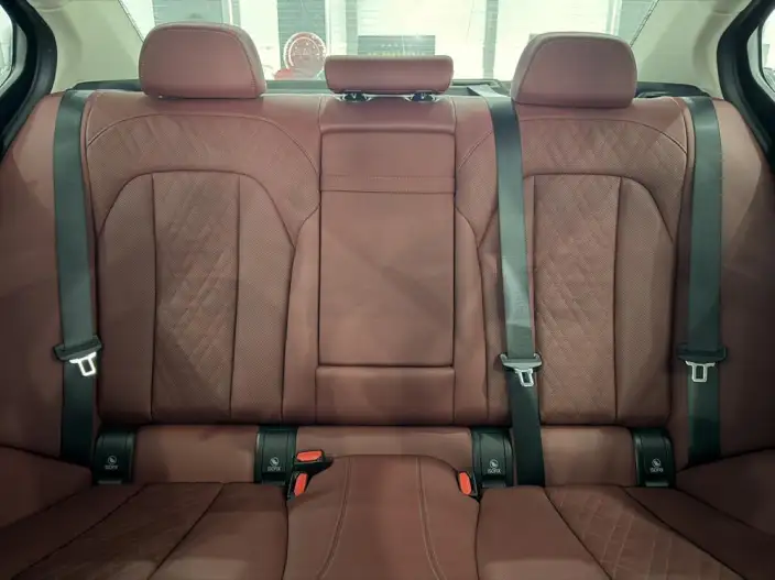 BMW 3 Series 2025 Model 330Li M Sports Night Set – фото 10