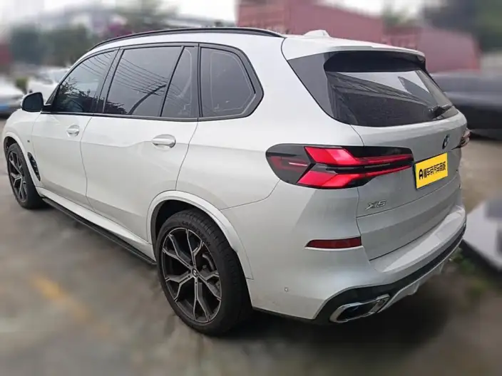 BMW X5 2023 Model xDrive30Li Exclusive Model M Sports Night Set – фото 4