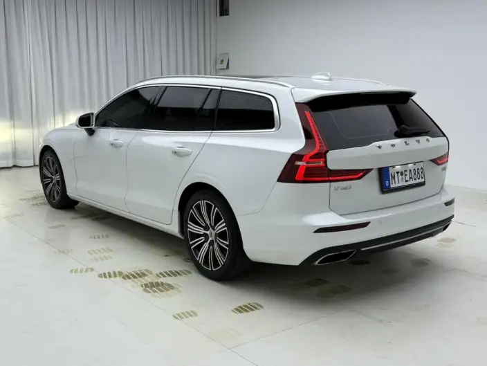 Volvo V60 2020 Model T5 Smart Range Deluxe Edition