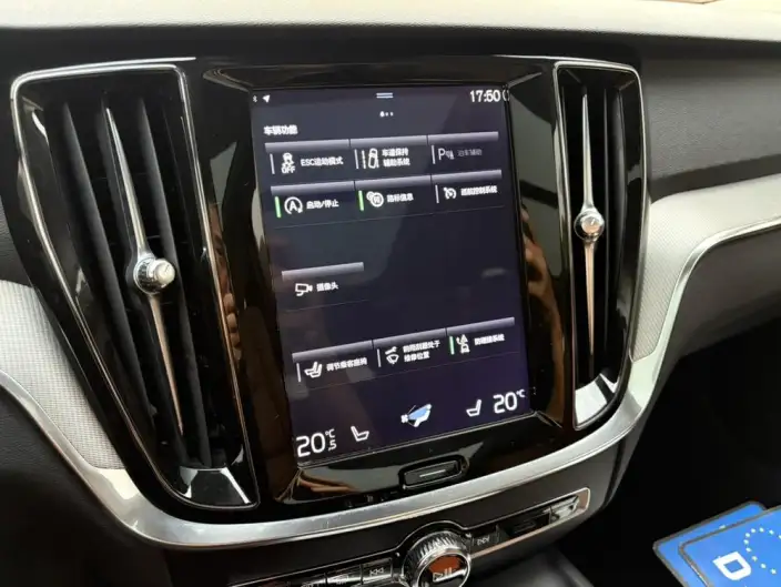 Volvo V60 2020 Model T5 Smart Range Deluxe Edition – фото 5