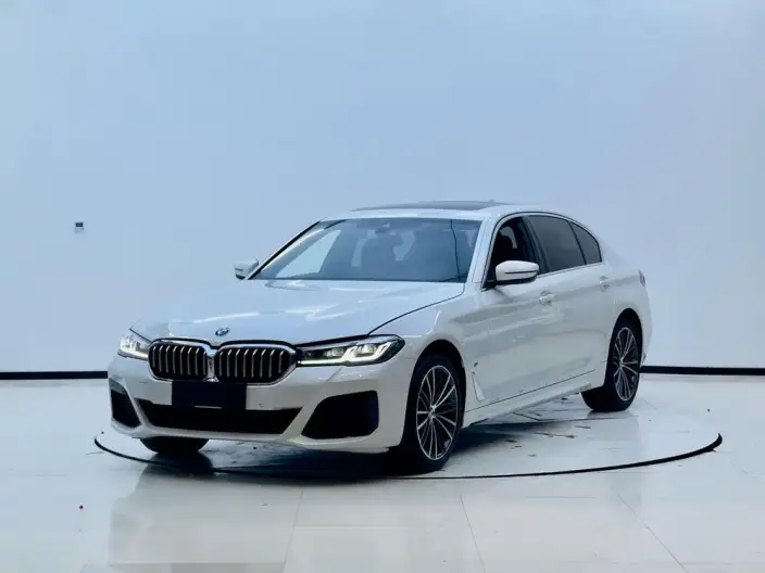 BMW 5 Series 2022 Model Facelift 530Li Leading Model M Sports Set – фото 1