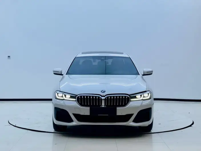 BMW 5 Series 2022 Model Facelift 530Li Leading Model M Sports Set – фото 2