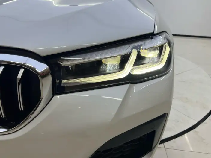 BMW 5 Series 2022 Model Facelift 530Li Leading Model M Sports Set – фото 8