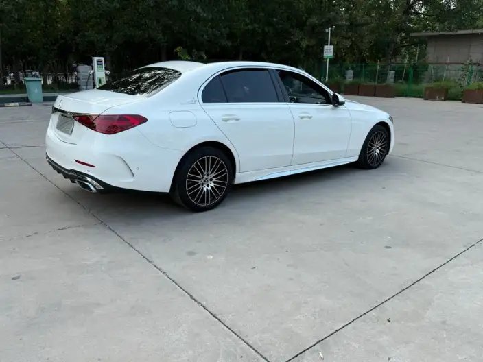 Mercedes-Benz C-Class 2024 Model C 260 L Sports Edition – фото 6