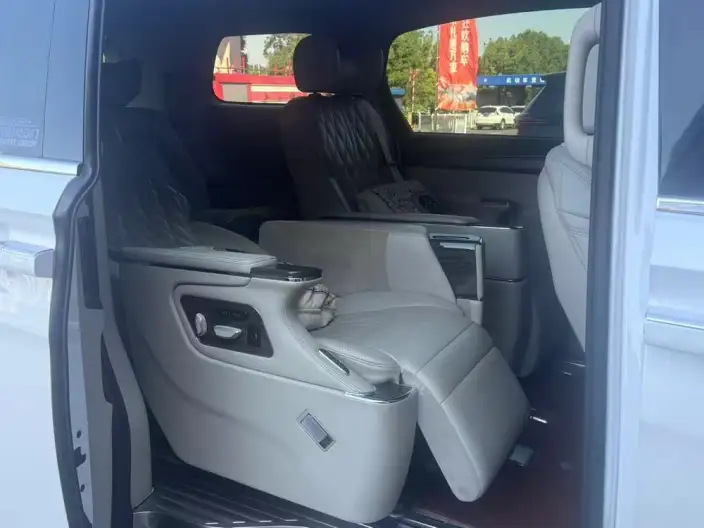 Buick GL8 2021 Model ES Luzun 653T Luxury Model – фото 6