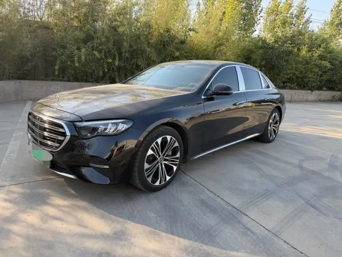 Mercedes-Benz E-Class PHEV 2024 Model E 350 e L sedan