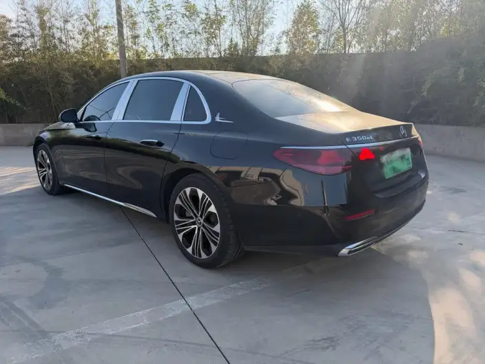 Mercedes-Benz E-Class PHEV 2024 Model E 350 e L sedan