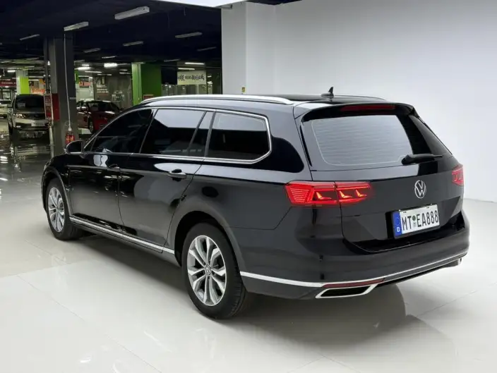 Variant 2021 Model 2.0TSI Smooth Ride Edition – фото 7
