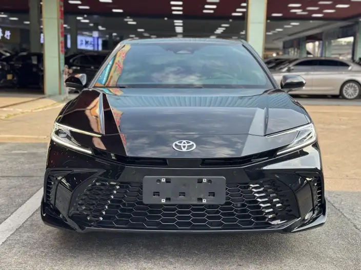 Toyota Camry 2024 Model Hybrid 2.0HS Sports Edition – фото 2