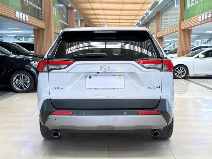 Toyota RAV4 2021 Model 2.0L CVT 2WD Fashion edition – фото 5