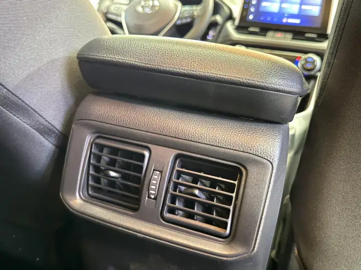 Toyota RAV4 2021 Model 2.0L CVT 2WD Fashion edition – фото 9