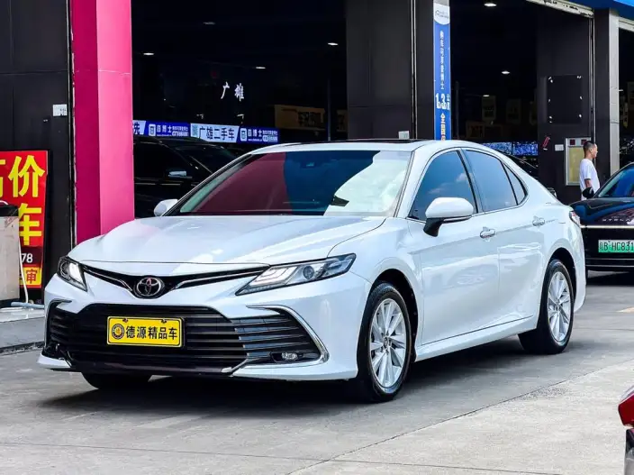 Toyota Camry 2021 Model 2.0G Deluxe Edition