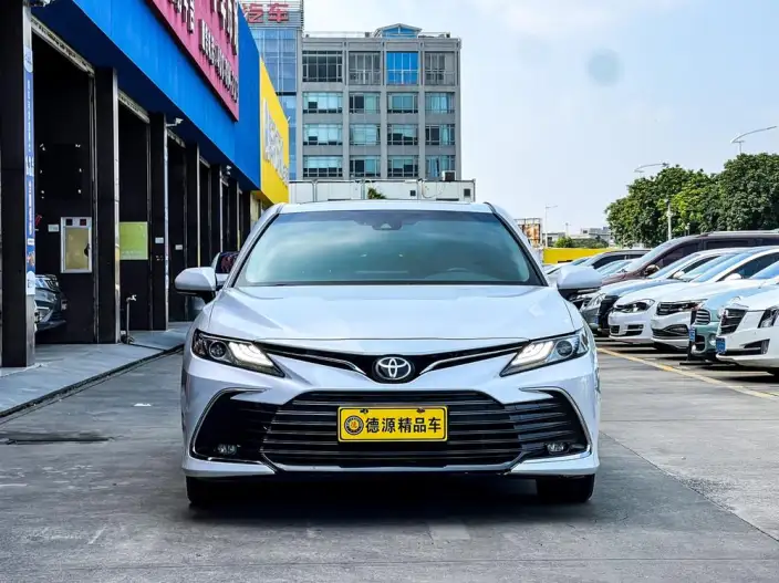 Toyota Camry 2021 Model 2.0G Deluxe Edition