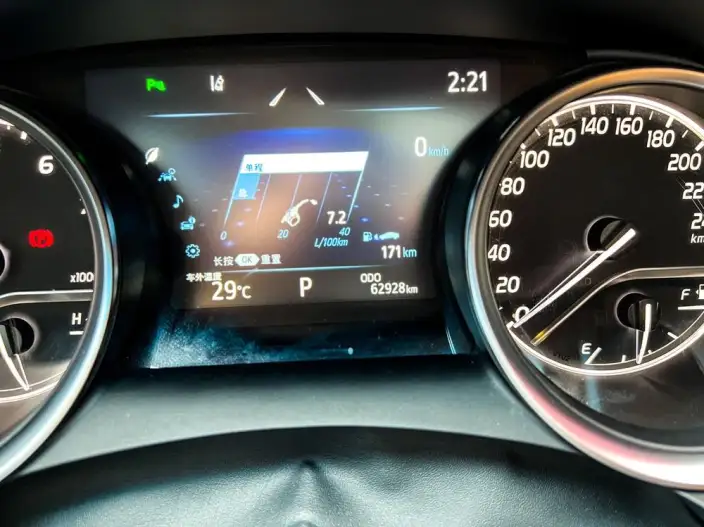 Toyota Camry 2021 Model 2.0G Deluxe Edition – фото 8