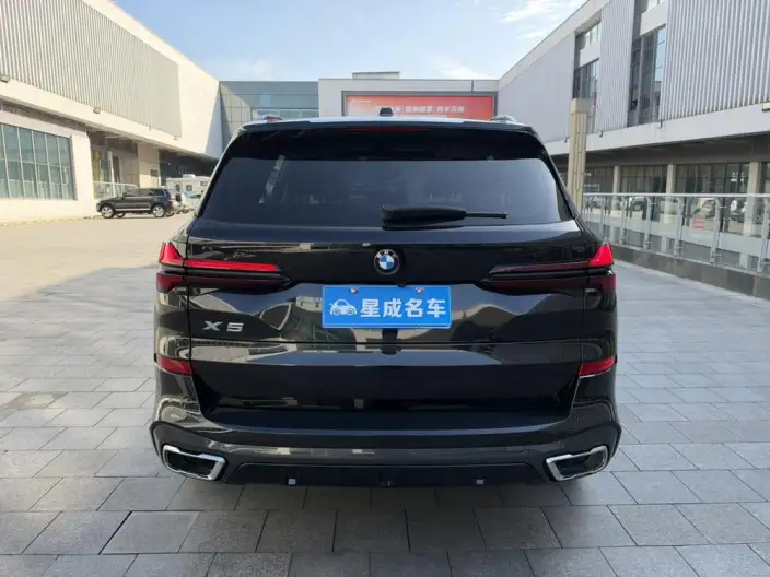 BMW X5 2023 Model xDrive30Li Exclusive Model M Sports Night Set – фото 5