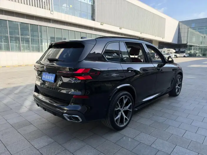 BMW X5 2023 Model xDrive30Li Exclusive Model M Sports Night Set – фото 6
