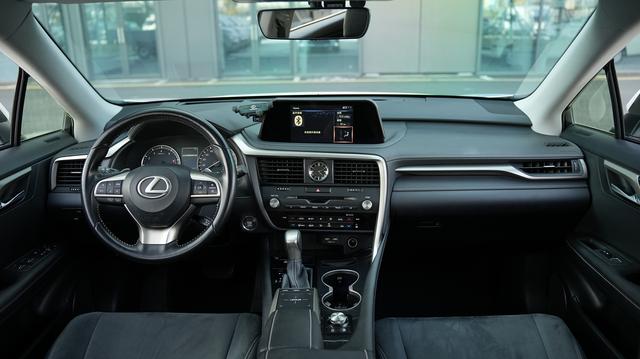 Lexus RX Модель 2020 года 300 2WD Elite Edition National V – фото 16