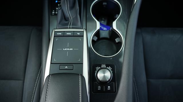 Lexus RX Модель 2020 года 300 2WD Elite Edition National V – фото 19