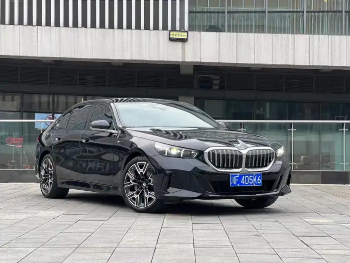 BMW 5 Series 2025 Model Facelift 530Li Exclusive Model Luxury Set – фото 3