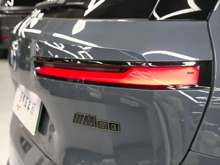 BMW iX 2023 Model M60 – фото 8