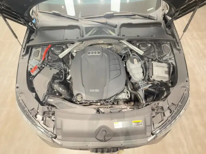 Audi A4 L 2022 Model 40 TFSI Luxury Dynamic Model – фото 8