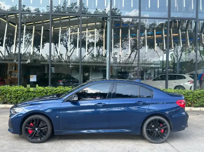 BMW 1 Series 2021 Model 125i M Sports Night Edition – фото 3