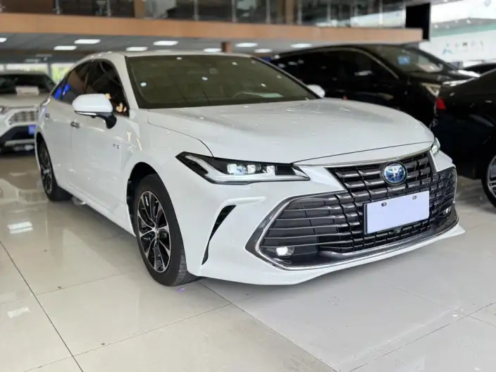 Toyota Avalon 2022 Model Hybrid 2.5L Deluxe Edition