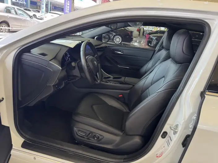 Toyota Avalon 2022 Model Hybrid 2.5L Deluxe Edition – фото 9