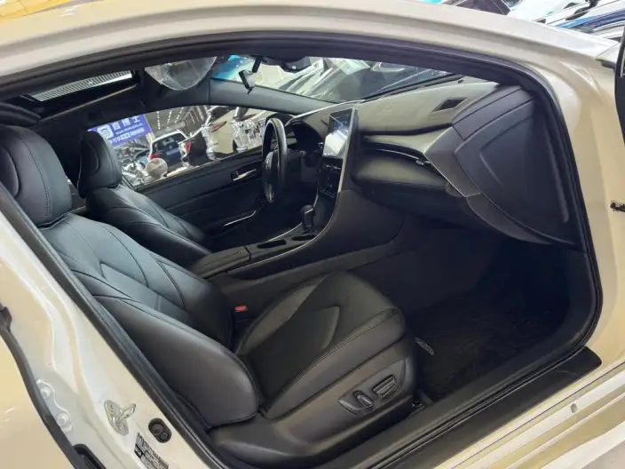 Toyota Avalon 2022 Model Hybrid 2.5L Deluxe Edition – фото 10