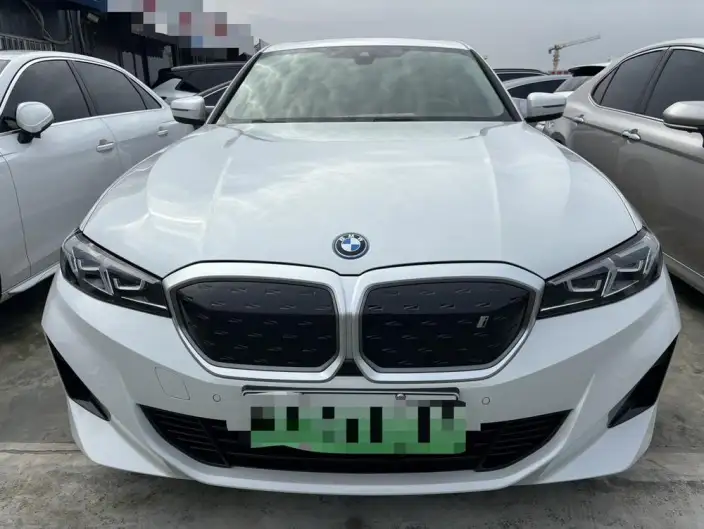 BMW i3 2025 Model eDrive35L – фото 2