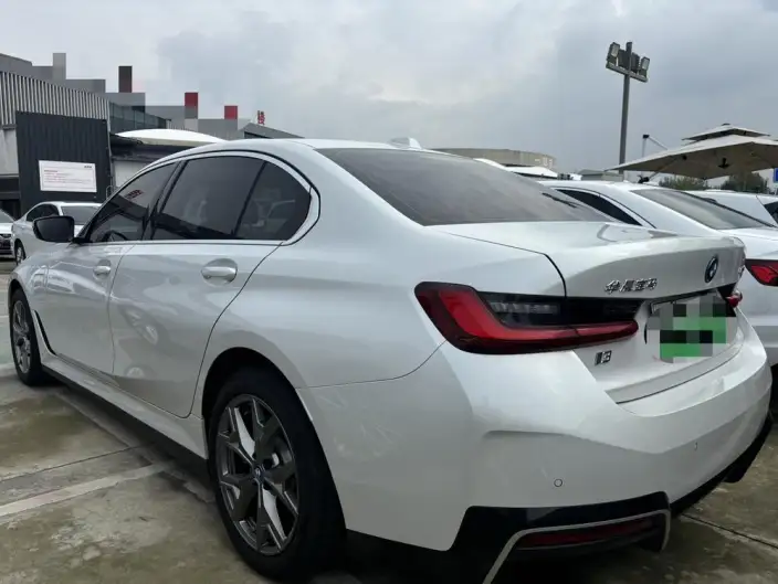 BMW i3 2025 Model eDrive35L – фото 4