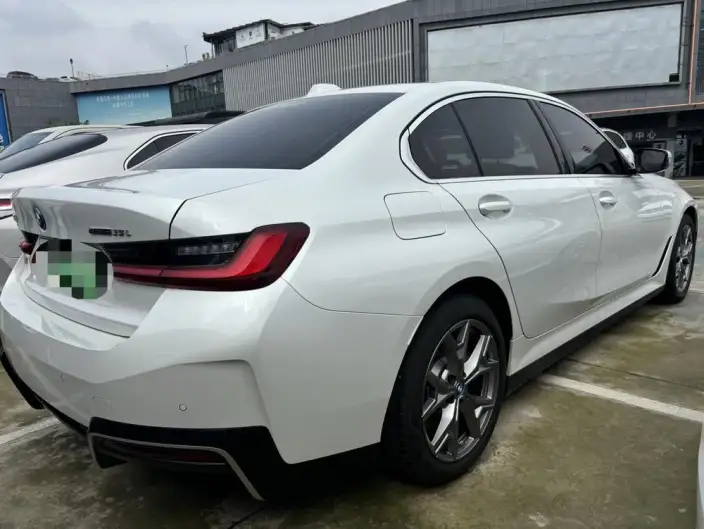 BMW i3 2025 Model eDrive35L – фото 6