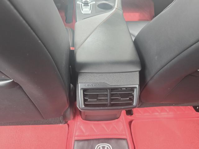 Changan UNI-V 2023 1.5T Premium – фото 6