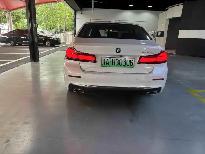 BMW 5 Series PHEV 2022 Model Facelift 535Le Luxury Set – фото 5