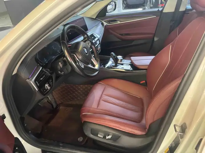 BMW 5 Series PHEV 2022 Model Facelift 535Le Luxury Set – фото 8
